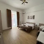 לינה וארוחת בוקר Gl Sun Palace בארי