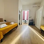 לינה וארוחת בוקר Gl Sun Palace 3*