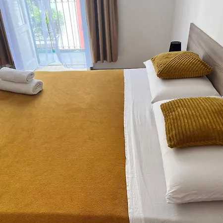 Gl Sun Palace Panzió Bari